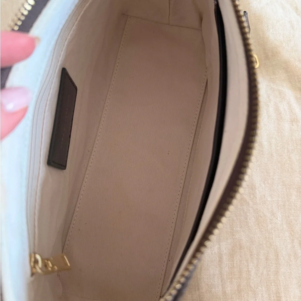 Verafied Gold Chocolate Hobo Bag - Picture 5 of 10